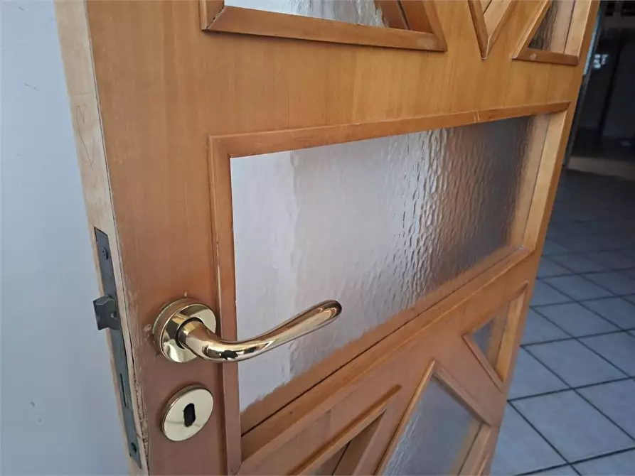 Immagine 10 di Appartamento in vendita  a Torre Annunziata