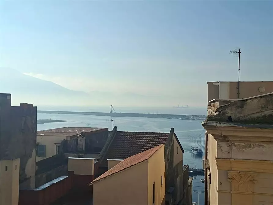 Immagine 2 di Appartamento in vendita  a Torre Annunziata
