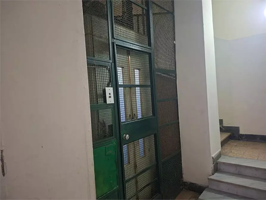 Immagine 6 di Appartamento in vendita  a Torre Annunziata