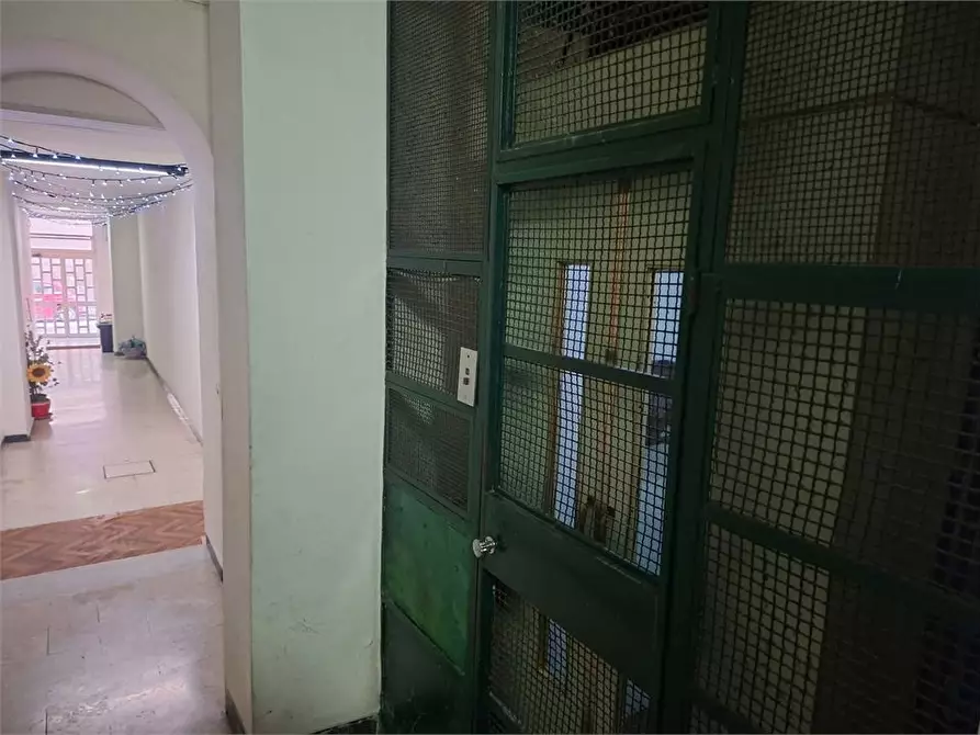 Immagine 5 di Appartamento in vendita  a Torre Annunziata