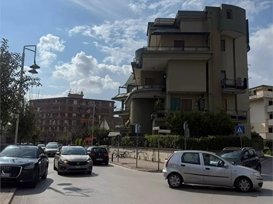 Immagine 3 di Appartamento in vendita  54 a Acerra