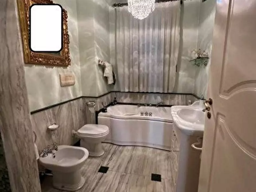 Immagine 10 di Appartamento in vendita  a Afragola