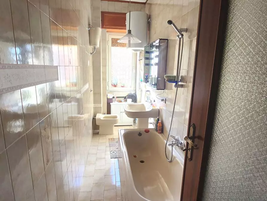 Immagine 6 di Appartamento in vendita  12 a Afragola