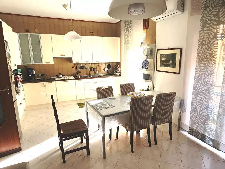 Immagine 3 di Appartamento in vendita  12 a Afragola