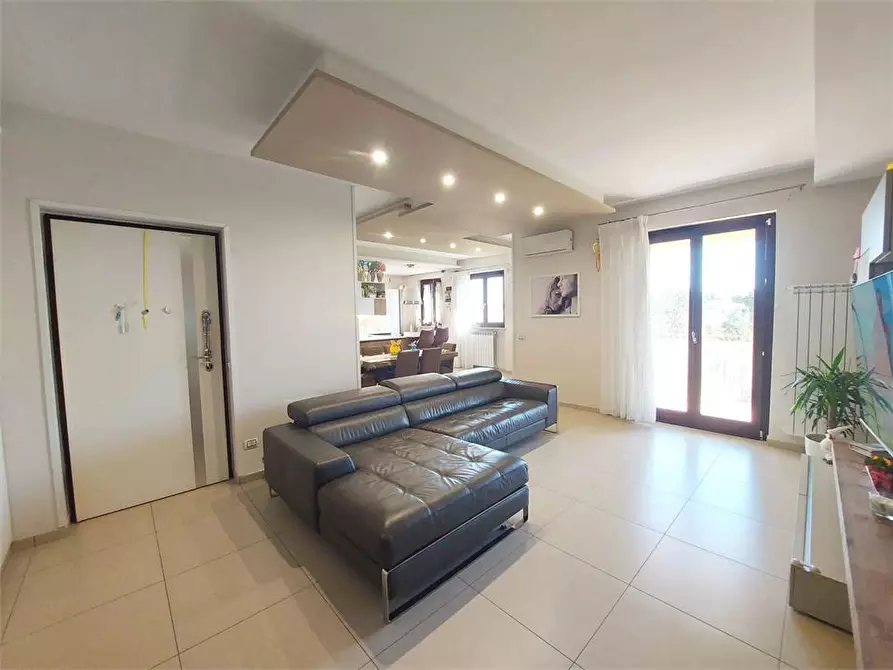 Immagine 3 di Appartamento in vendita  11 a Crispano