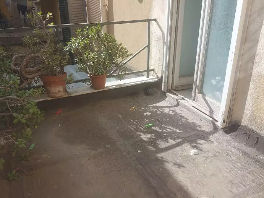 Immagine 1 di Appartamento in vendita  a Napoli