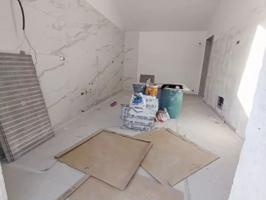 Immagine 5 di Appartamento in vendita  a Acerra