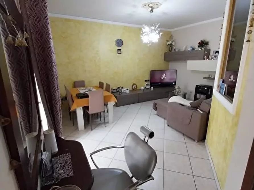 Immagine 1 di Appartamento in vendita  a Sant'arpino