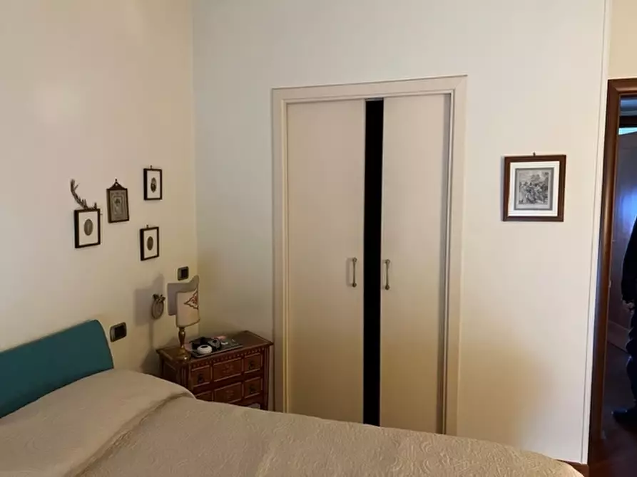 Immagine 8 di Appartamento in vendita  a Napoli