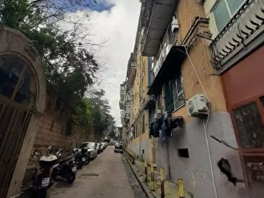 Immagine 3 di Appartamento in vendita  a Napoli