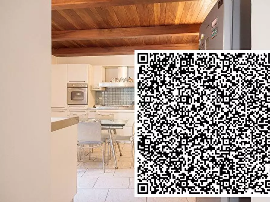 Immagine 10 di Appartamento in vendita  a Napoli