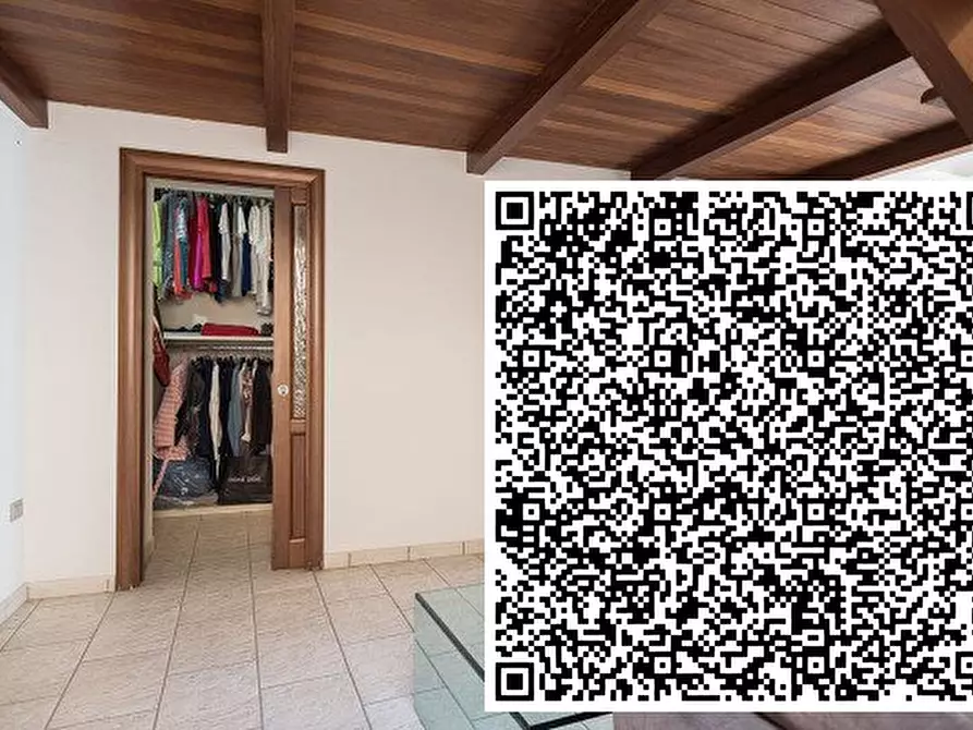 Immagine 9 di Appartamento in vendita  a Napoli