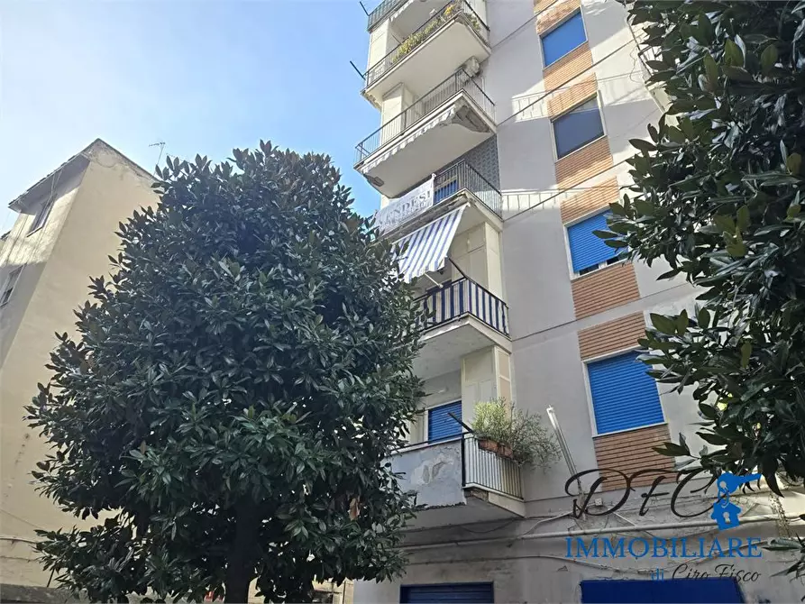 Immagine 2 di Appartamento in vendita  a Napoli