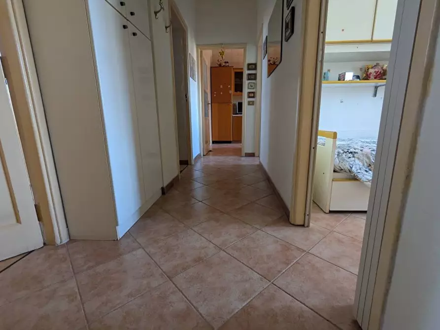 Immagine 10 di Appartamento in vendita  a Napoli