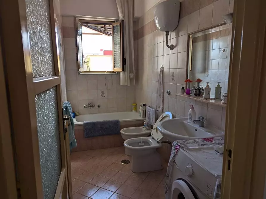 Immagine 2 di Appartamento in vendita  a Napoli