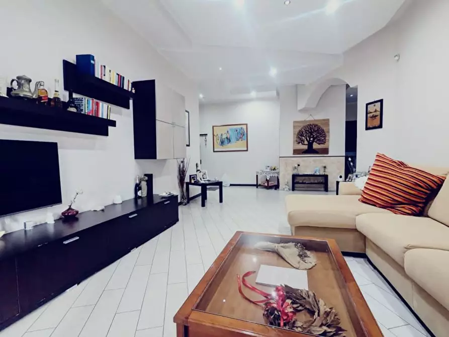 Immagine 1 di Appartamento in vendita  a Torre Annunziata