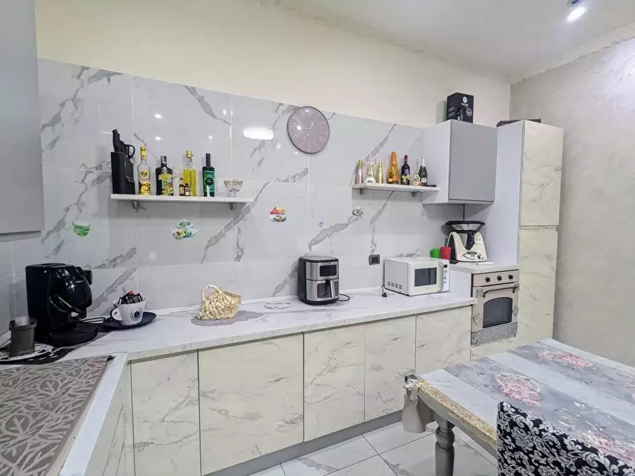 Immagine 8 di Appartamento in vendita  a Torre Annunziata