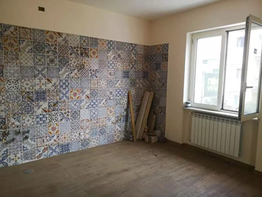 Immagine 8 di Appartamento in vendita  100 a Casoria