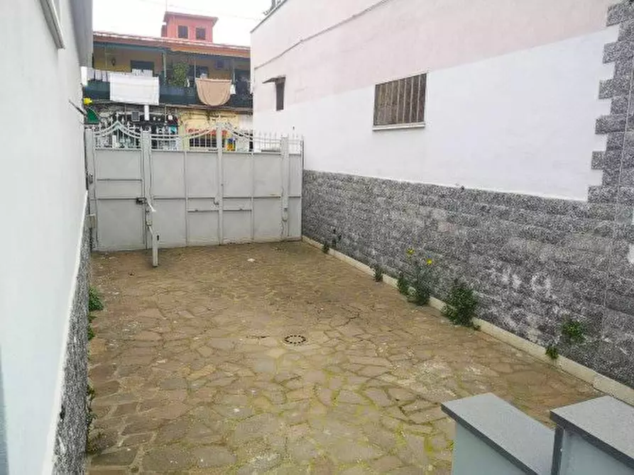 Immagine 6 di Appartamento in vendita  100 a Casoria