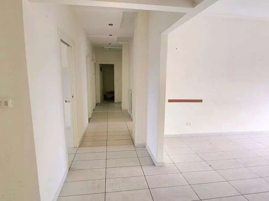 Immagine 2 di Appartamento in vendita  23 a Frattamaggiore