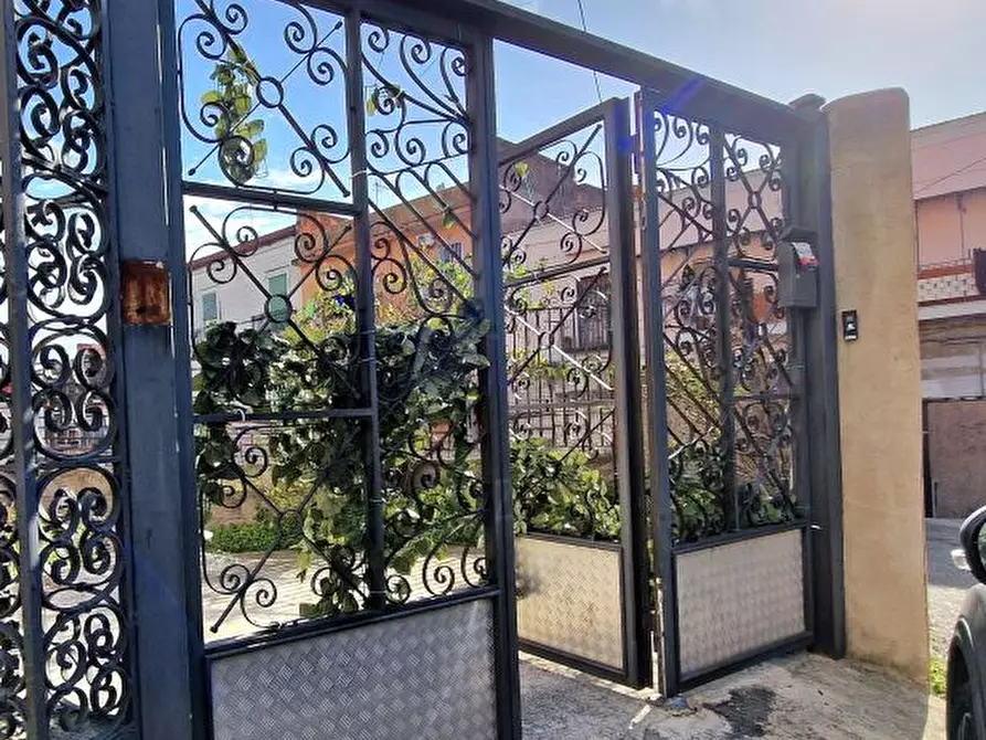 Immagine 2 di Appartamento in vendita  a Torre Annunziata