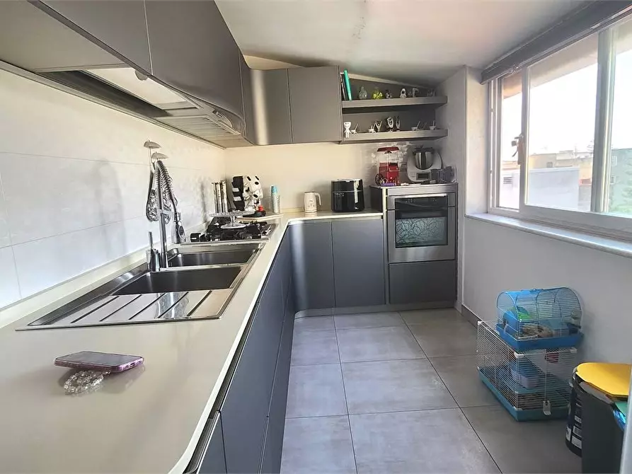 Immagine 9 di Appartamento in vendita  11 a Afragola