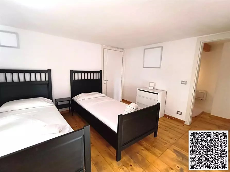 Immagine 10 di Appartamento in vendita  a Napoli