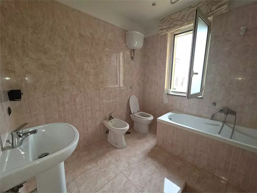 Immagine 6 di Appartamento in vendita  13 a Crispano