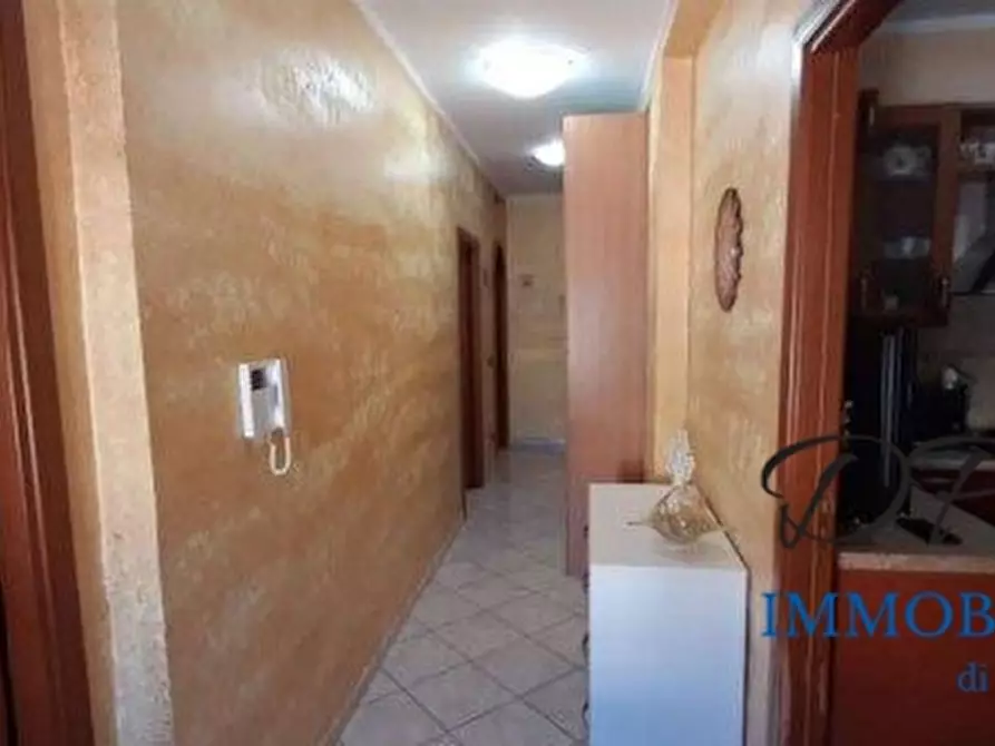 Immagine 6 di Appartamento in vendita  a Casoria