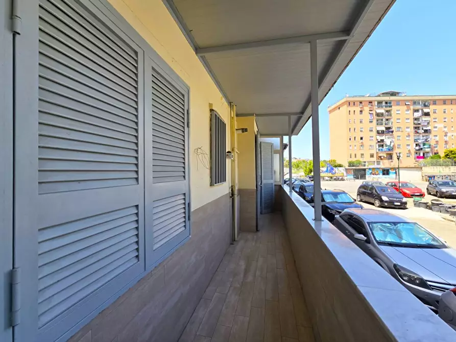 Immagine 7 di Appartamento in vendita  10 a Napoli