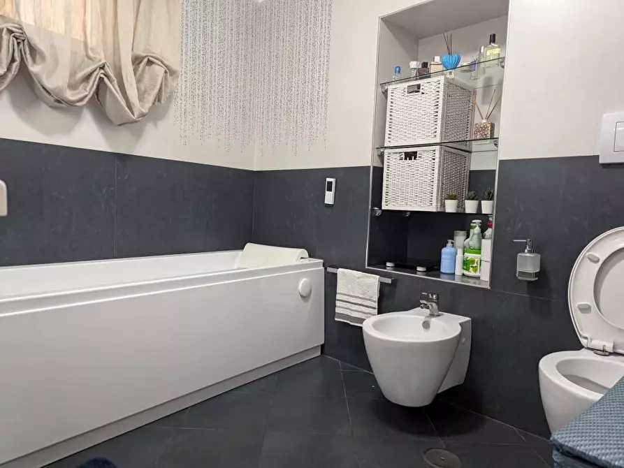 Immagine 2 di Appartamento in vendita  a Torre Annunziata