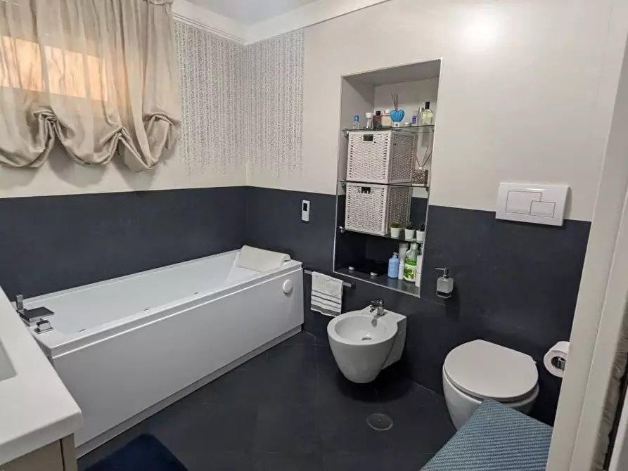 Immagine 4 di Appartamento in vendita  a Torre Annunziata