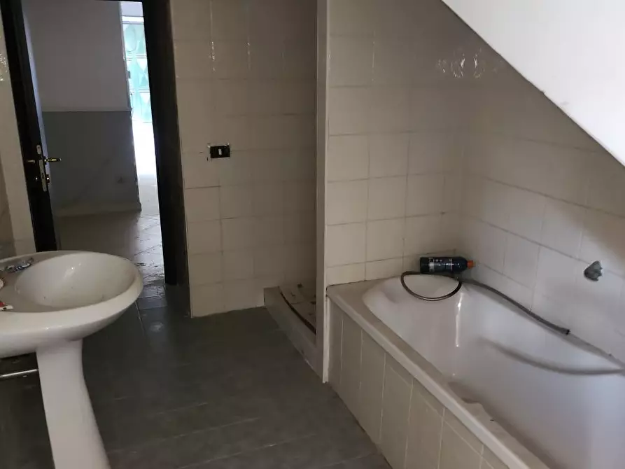 Immagine 8 di Appartamento in vendita  15 a Afragola