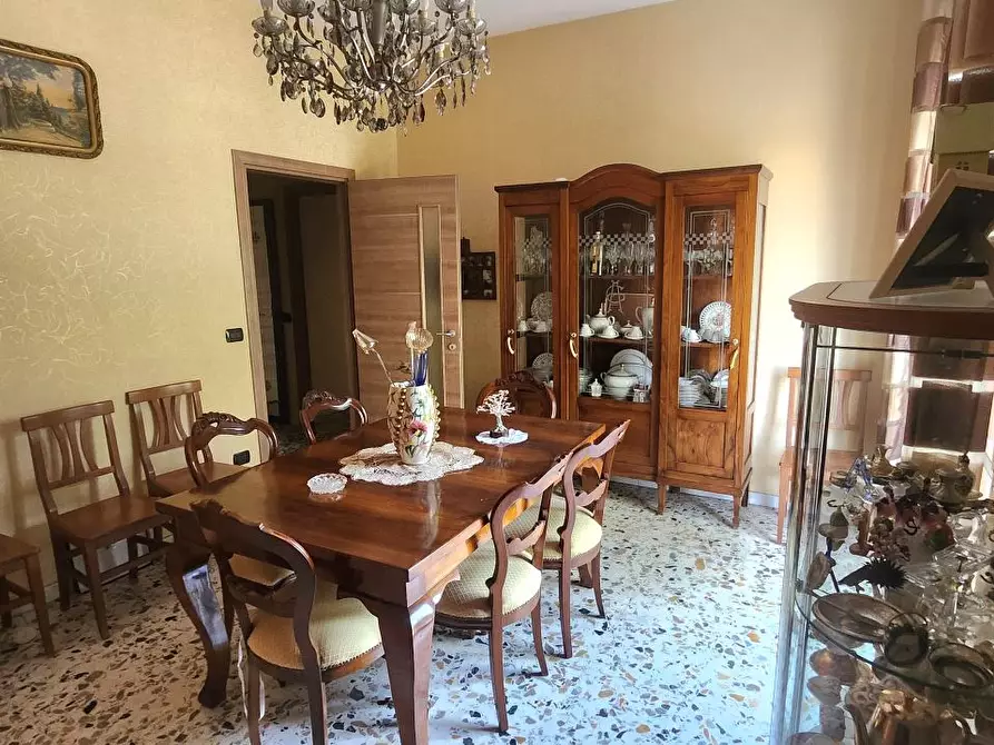 Immagine 10 di Appartamento in vendita  67 a Casoria