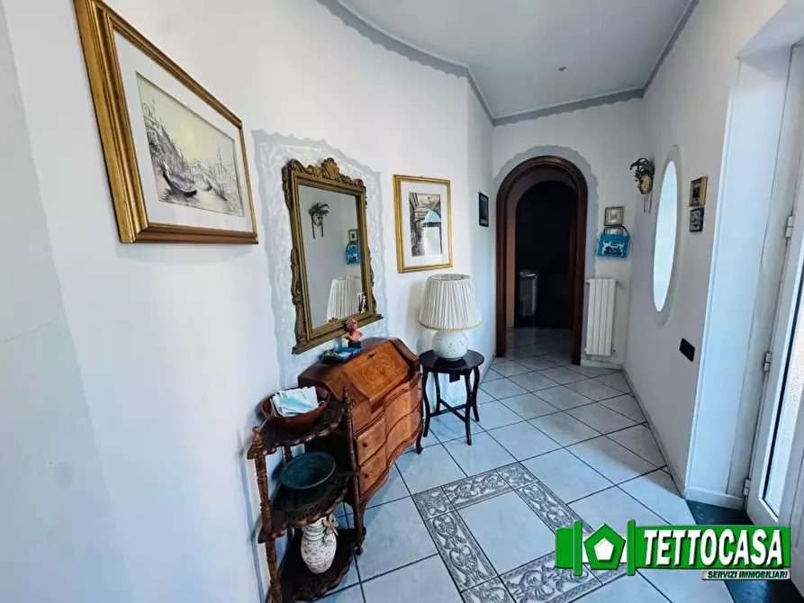 Immagine 10 di Appartamento in vendita  a Brusciano