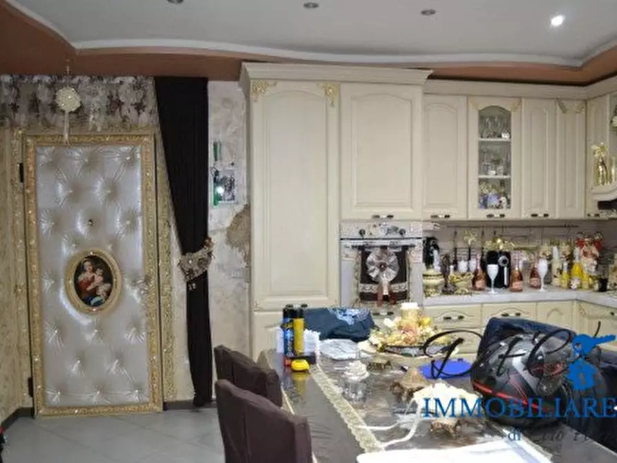 Immagine 3 di Appartamento in vendita  a Acerra