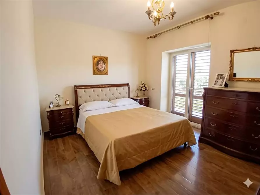 Immagine 4 di Appartamento in vendita  40 a Casalnuovo Di Napoli