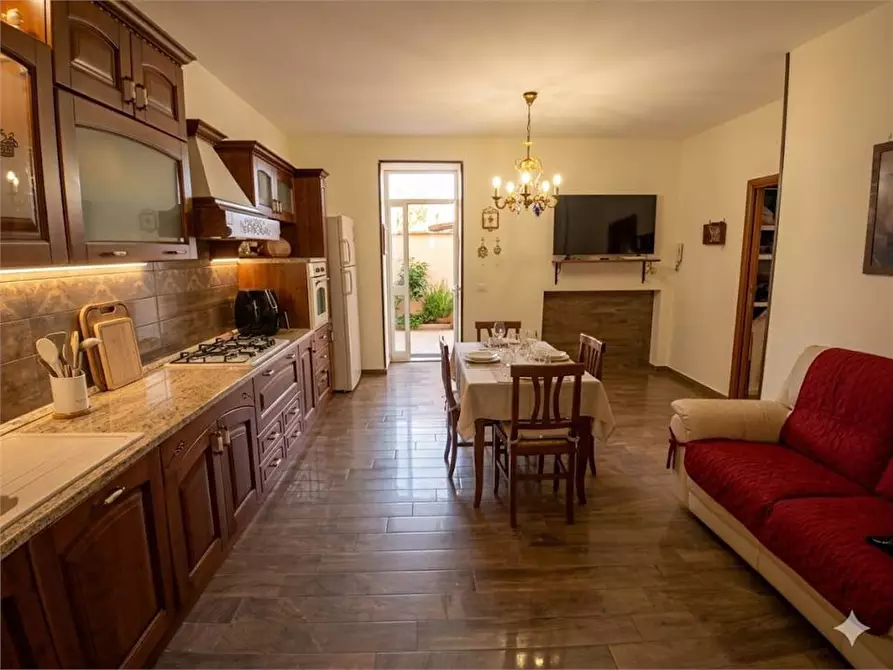 Immagine 2 di Appartamento in vendita  40 a Casalnuovo Di Napoli