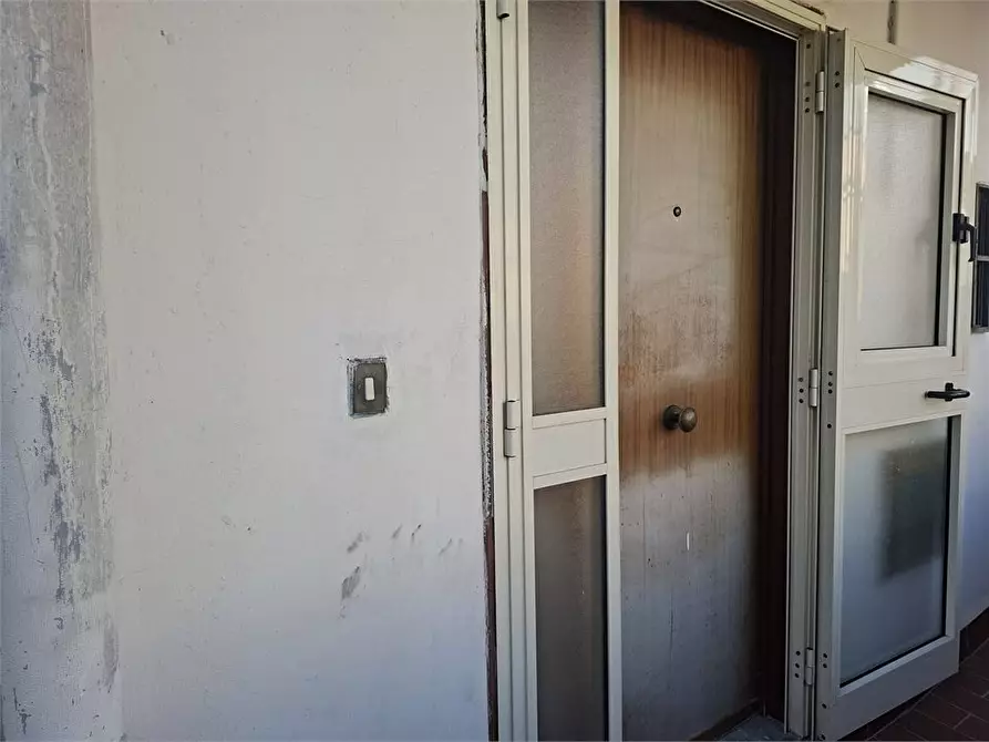 Immagine 4 di Appartamento in vendita  a Torre Annunziata