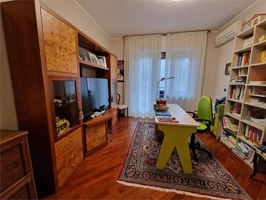 Immagine 3 di Appartamento in vendita  a Torre Annunziata