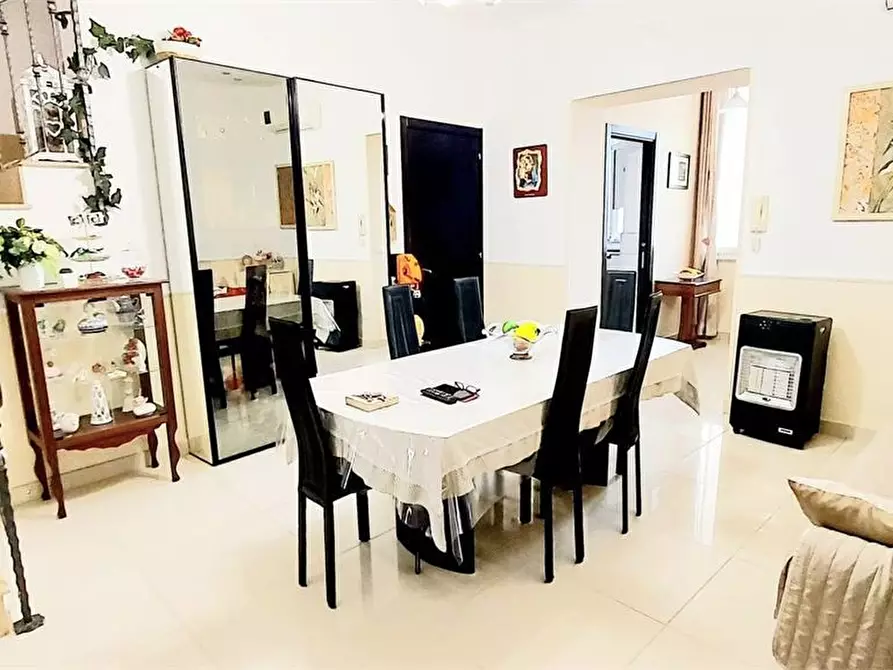 Immagine 7 di Appartamento in vendita  a Torre Annunziata