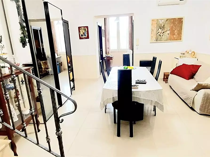 Immagine 6 di Appartamento in vendita  a Torre Annunziata