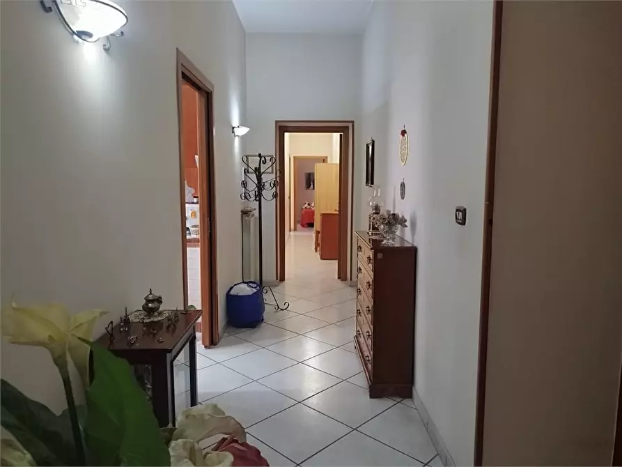 Immagine 4 di Appartamento in vendita  308 a Napoli