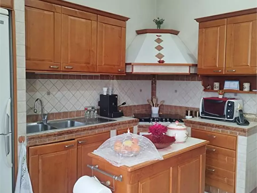 Immagine 1 di Appartamento in vendita  308 a Napoli