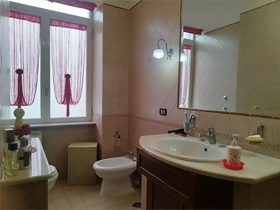 Immagine 5 di Appartamento in vendita  308 a Napoli