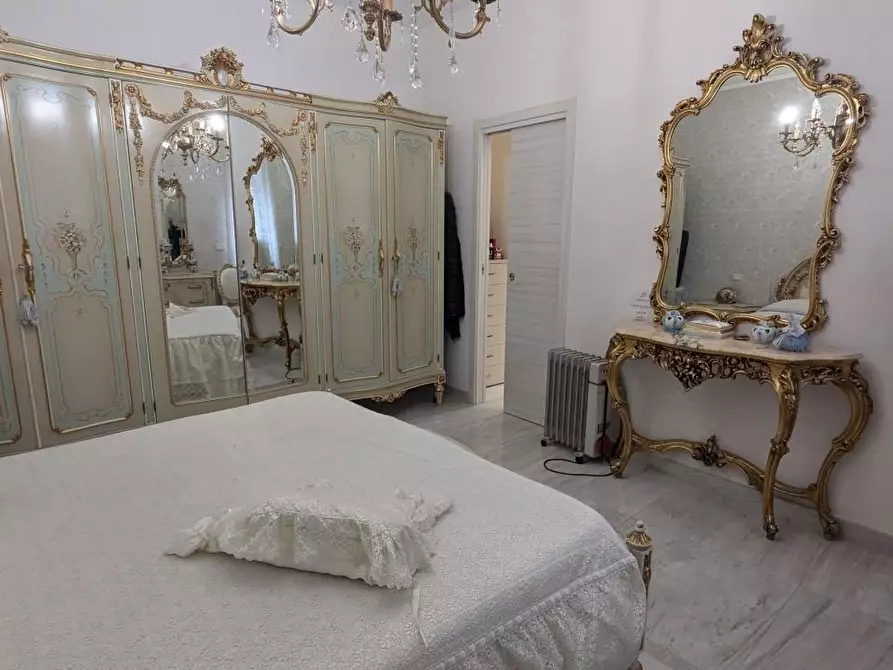 Immagine 3 di Appartamento in vendita  a Torre Annunziata