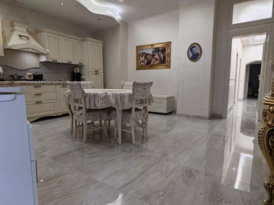 Immagine 1 di Appartamento in vendita  a Torre Annunziata