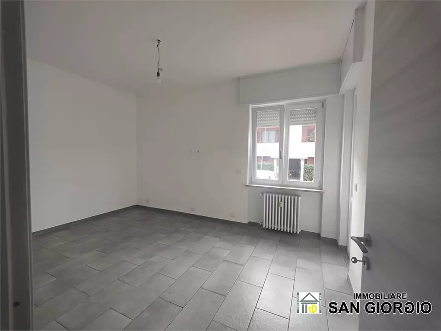 Immagine 10 di Appartamento in vendita  15 a Romentino