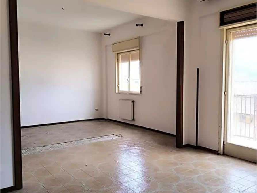 Immagine 5 di Appartamento in vendita  snc a Bagheria