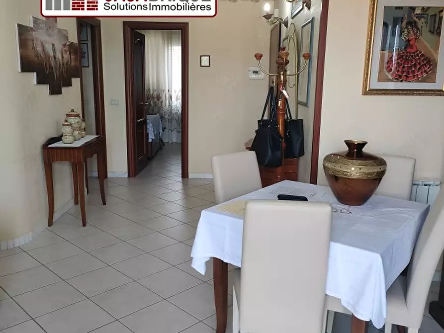 Immagine 2 di Appartamento in vendita  4 a Bagheria